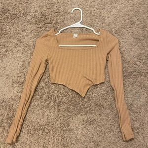 Cropped long sleeves